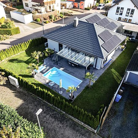 Grosszuegige Unterkunft Mit Terrasse Oberbrechen Ngoại thất bức ảnh