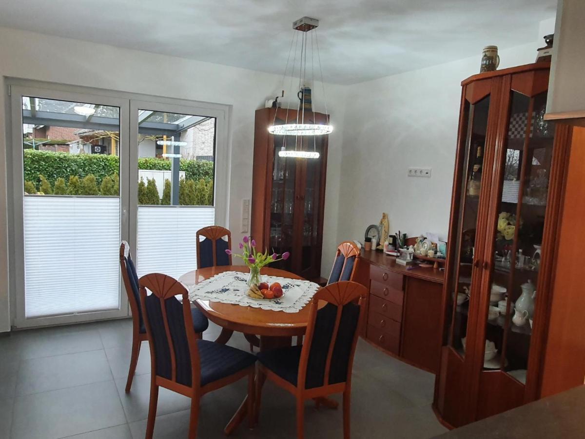 Grosszuegige Unterkunft Mit Terrasse Oberbrechen Ngoại thất bức ảnh