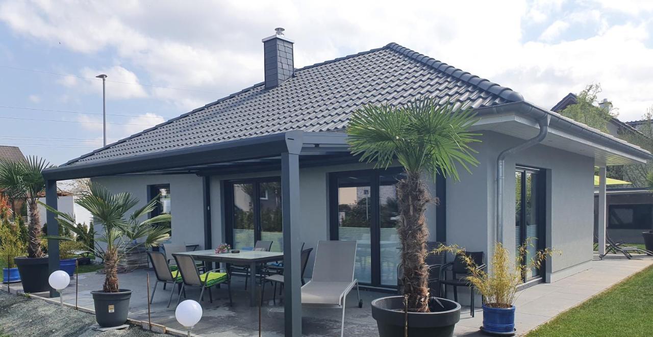 Grosszuegige Unterkunft Mit Terrasse Oberbrechen Ngoại thất bức ảnh